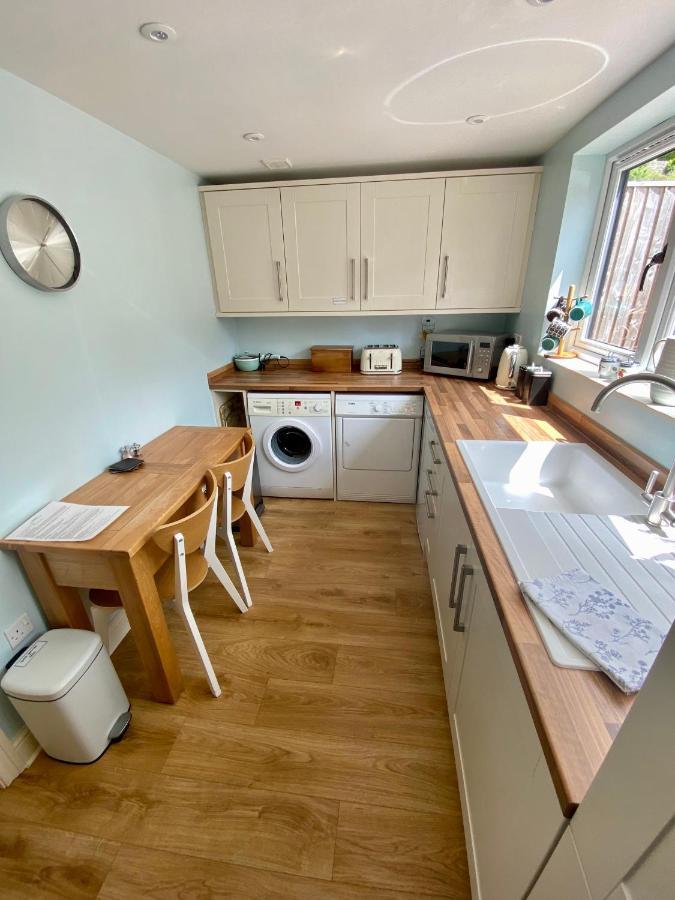 A Secluded Self Contained Country Suite With A View - Parking, Easy Access To Bath Corsham Exterior foto